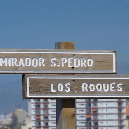 Playa De Roques * 로스 레알레호스